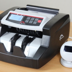 Máy đếm tiền thế hệ mới Silicon MC-2700
